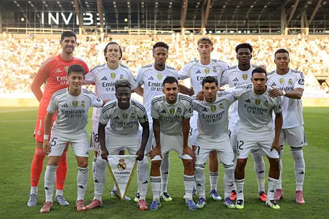 جدار جديد في البرنابيو.. ريال مدريد يرمم دفاعه بـ120 مليون يورو